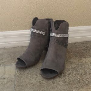 Grey heels (lightly worn)